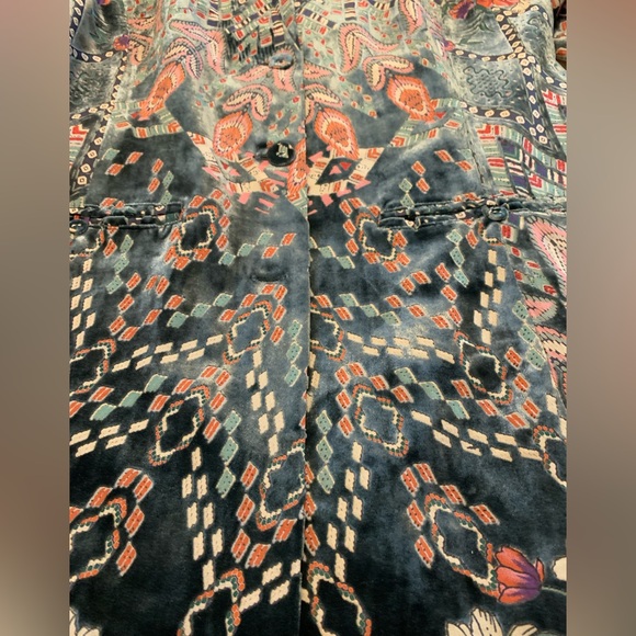 Johnny Was unstructured embossed velour blazer - Picture 8 of 8